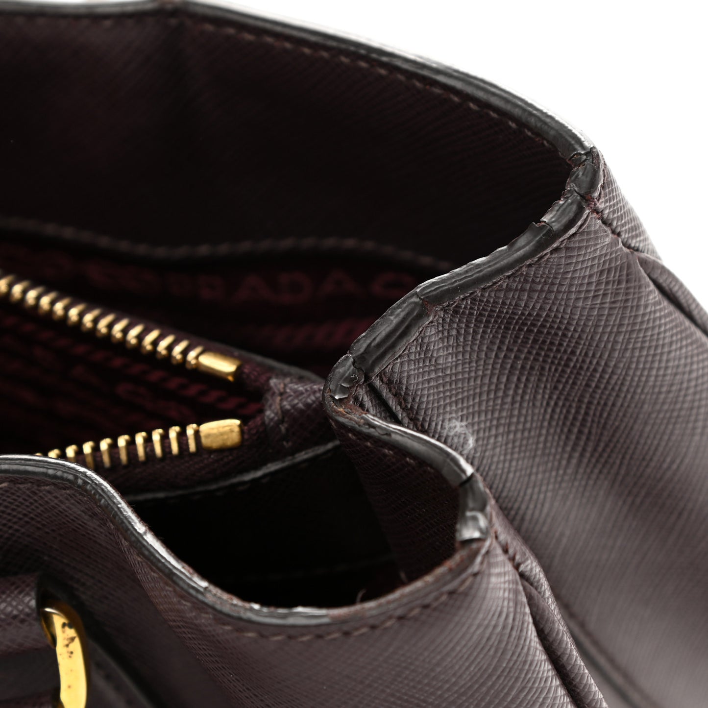 Saffiano Medium Galleria Double Zip Tote Amaranto