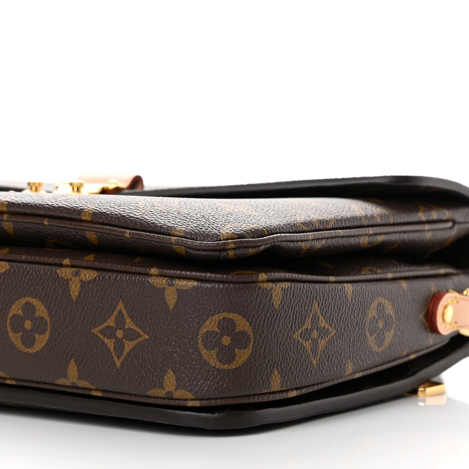 Louis Vuitton Monogram Pochette Metis 9 of 14