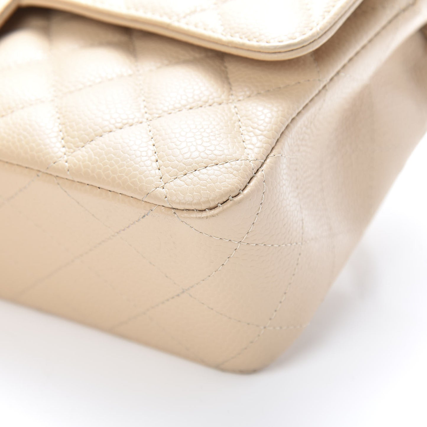 Caviar Quilted Medium Double Flap Beige Clair