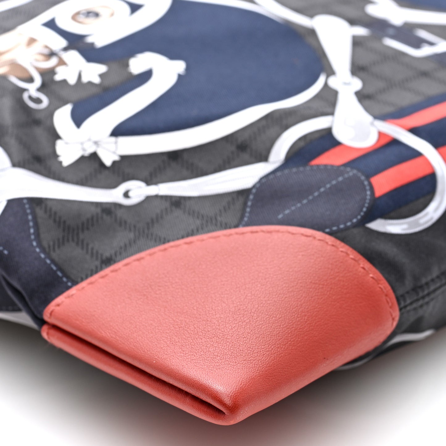 Silk Tatersale SilkyCity 33 PM Bag