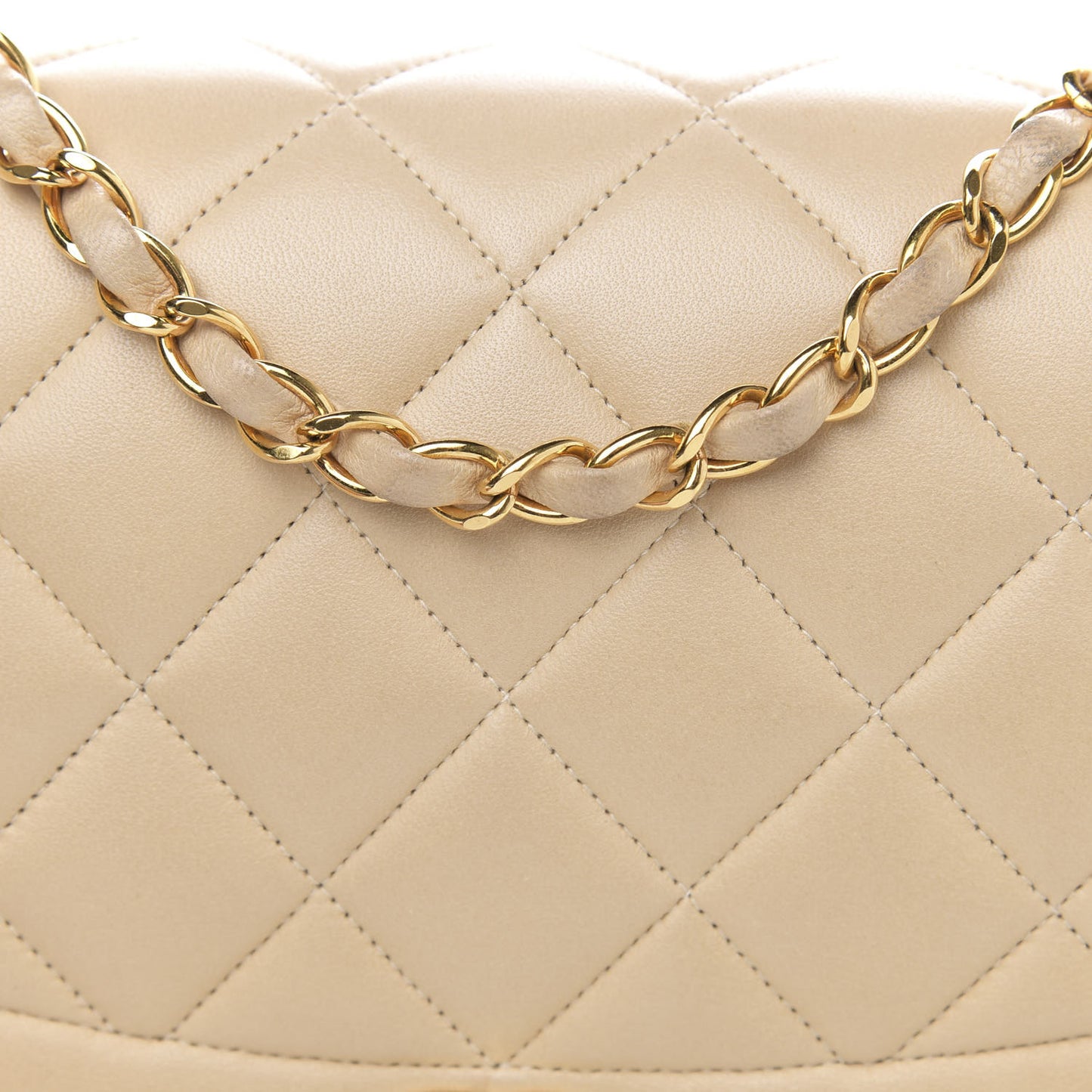 Lambskin Quilted Medium Single Flap Beige