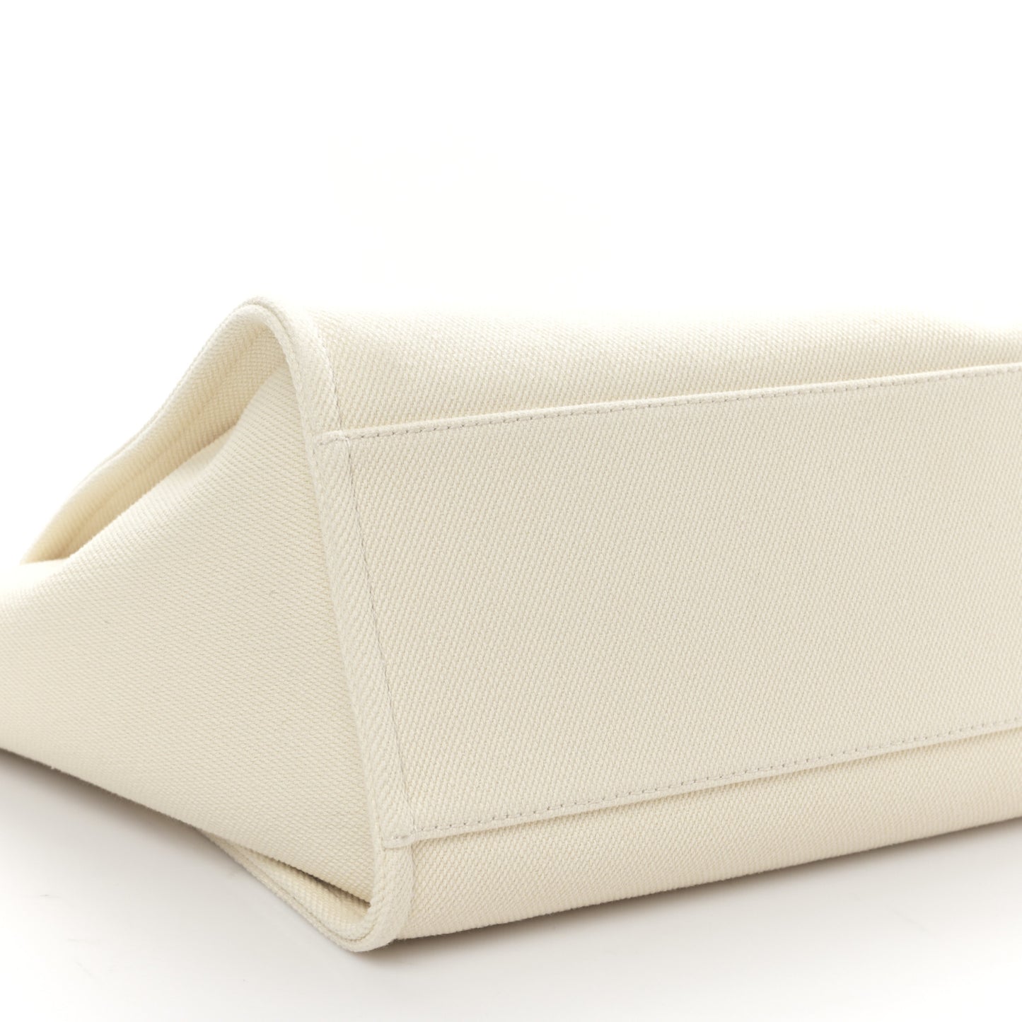 Canvas Pearl Medium Deauville Tote Ecru Beige