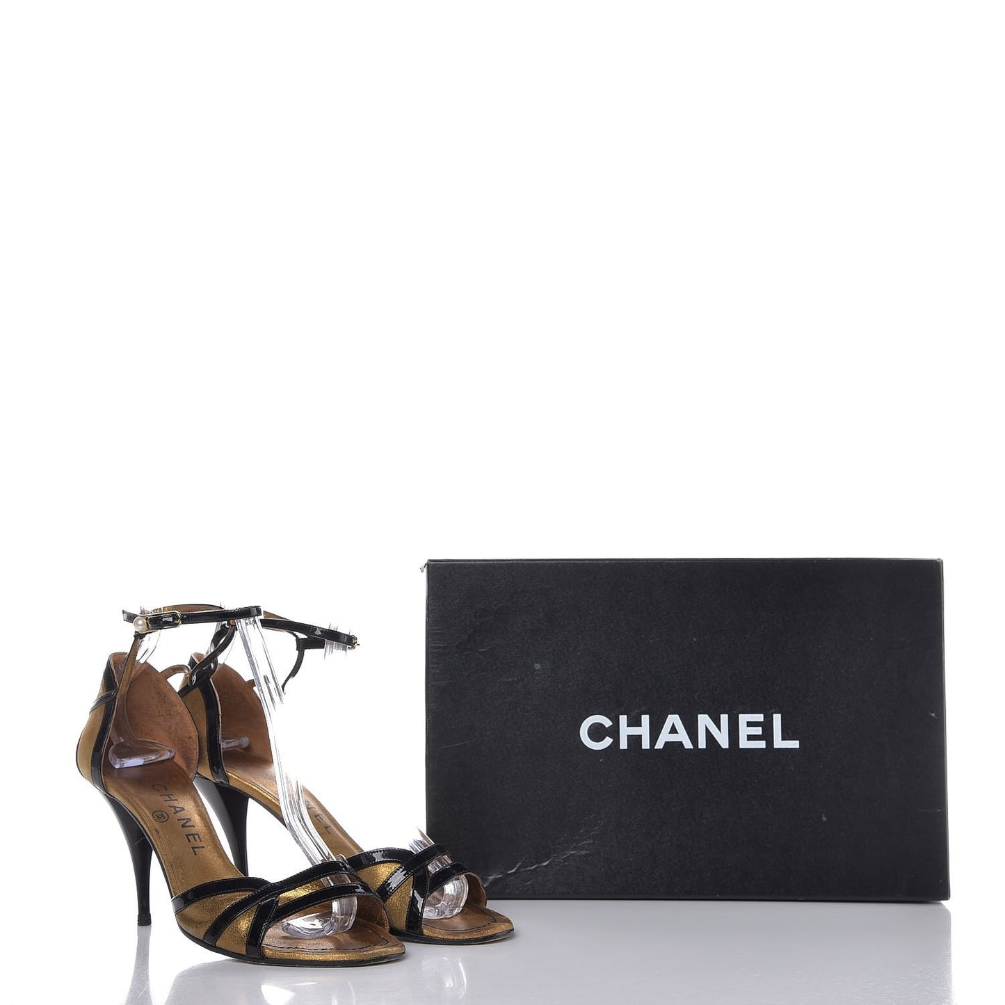Patent Iridescent Calfskin Ankle Strap Sandals 37 Black