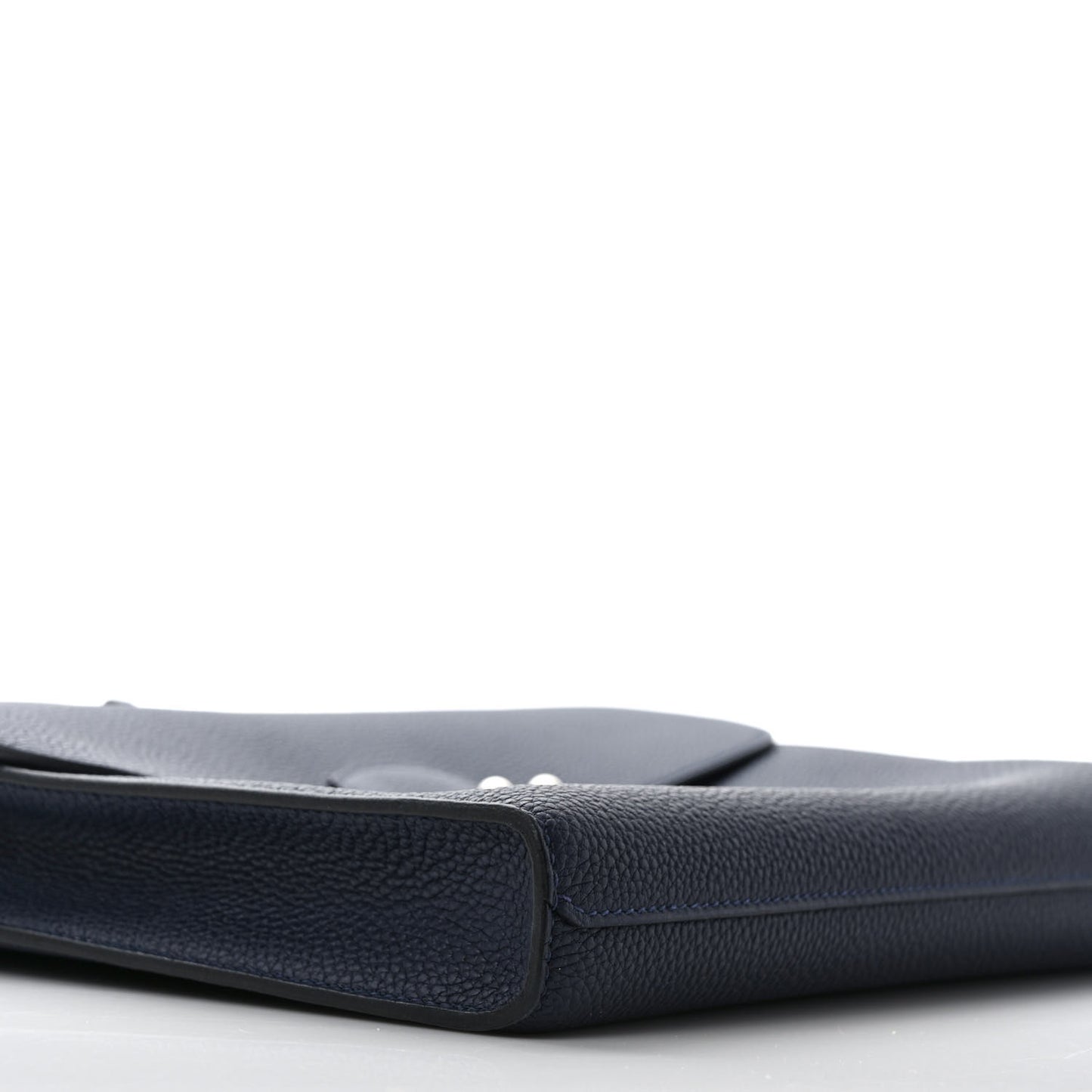 Togo Sac A Depeches 29 Messenger Bag Bleu Nuit
