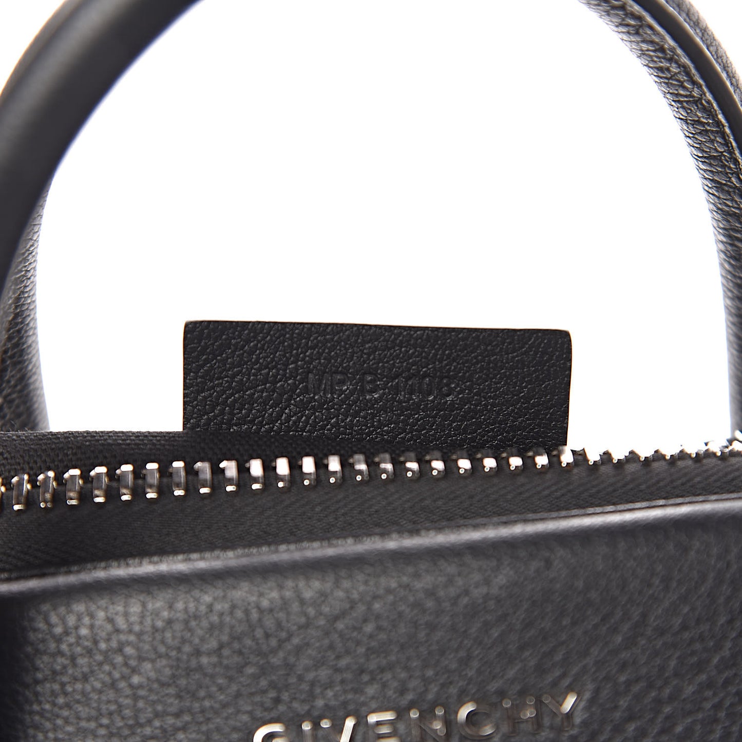 Sugar Goatskin Medium Antigona Black
