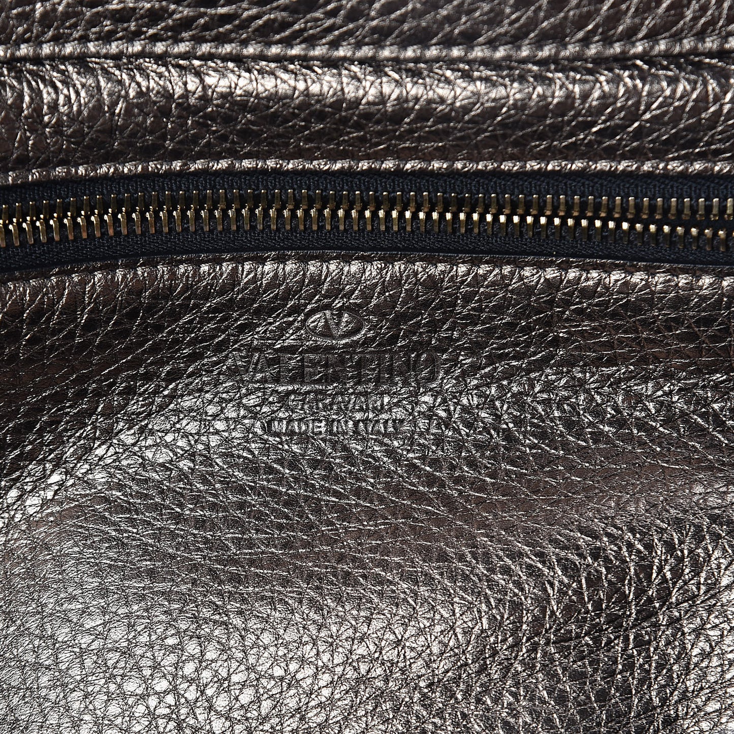 Metallic Alce Printed Calfskin Medium Rockstud Tote Sasso