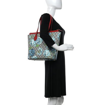 Gucci GG Supreme Monogram Blooms Medium Zippered Bucket Tote Beige Blue Navy Hibiscus Red 2 of 10