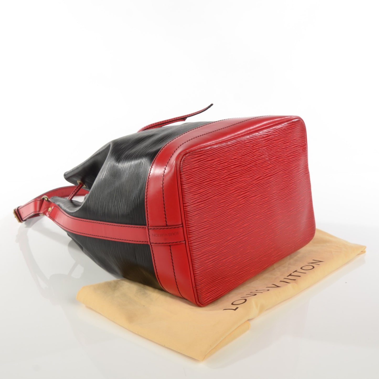 Epi Noe Black Red