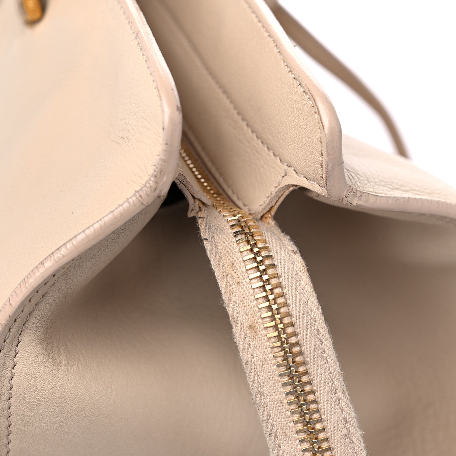 Saint Laurent Calfskin Medium Classic Y Cabas Beige 17 of 18