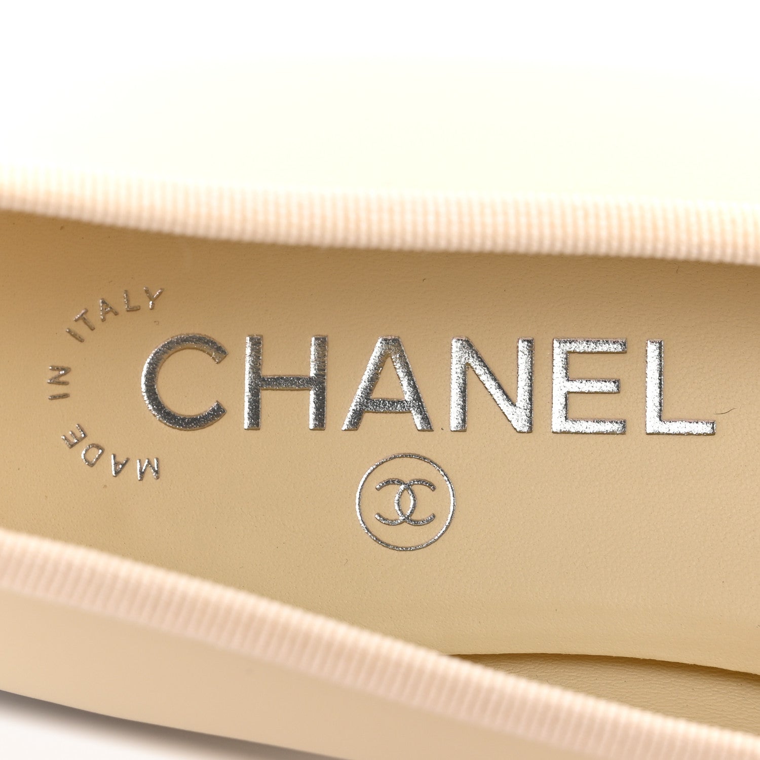 Chanel Calfskin Grosgrain Cap Toe CC Ballerina Flats 38 Ivory Black 8 of 11