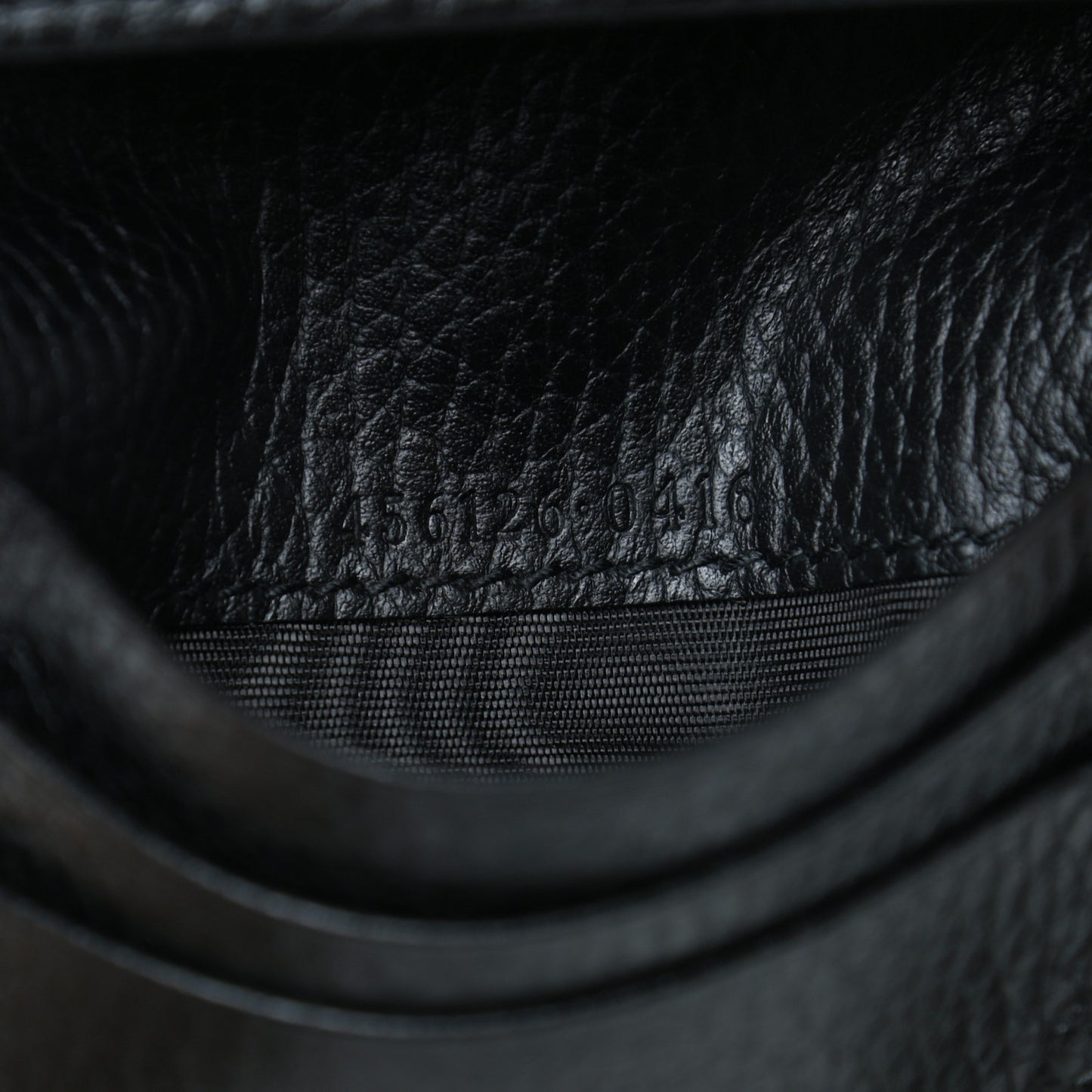Pebbled Calfskin GG Marmont Card Case Black