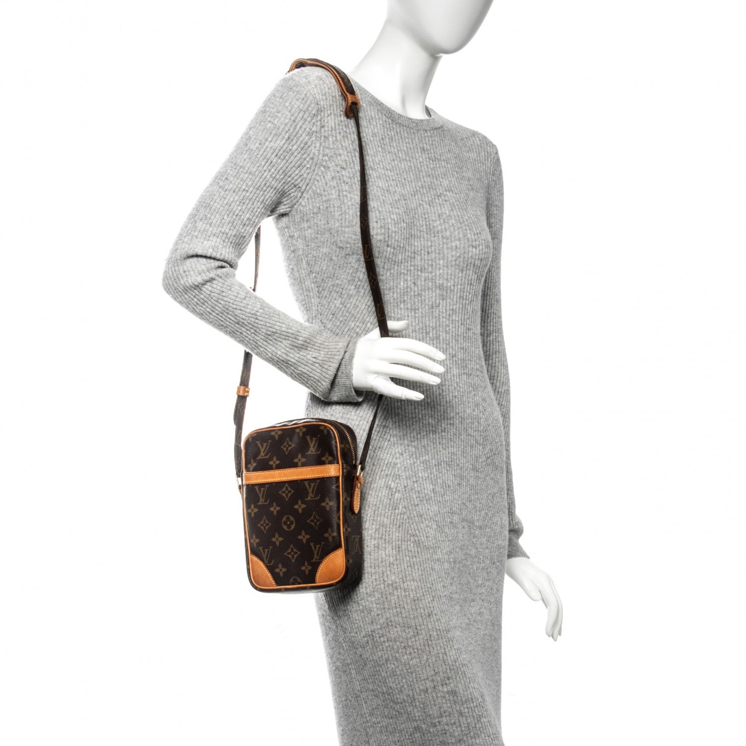 Louis Vuitton Monogram Danube 21 2 of 7