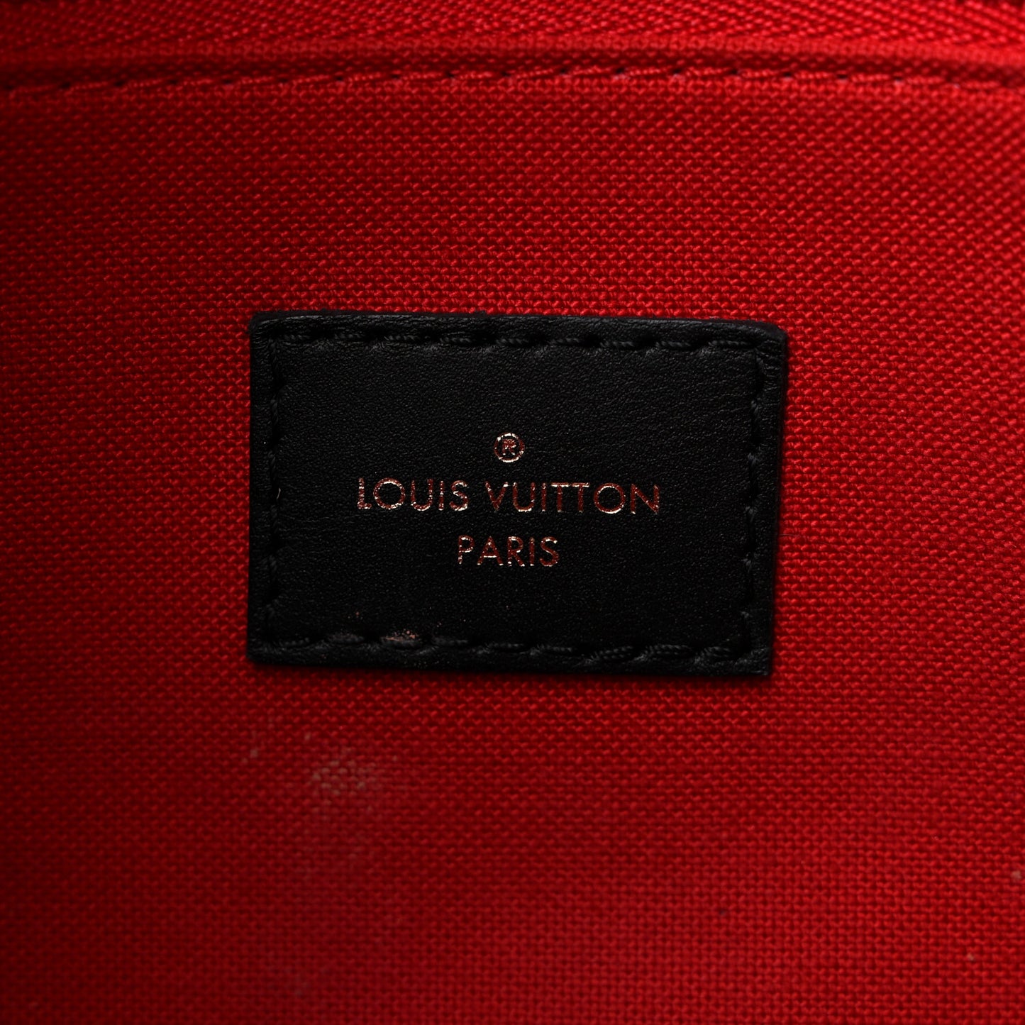 Reverse Monogram Giant Onthego PM