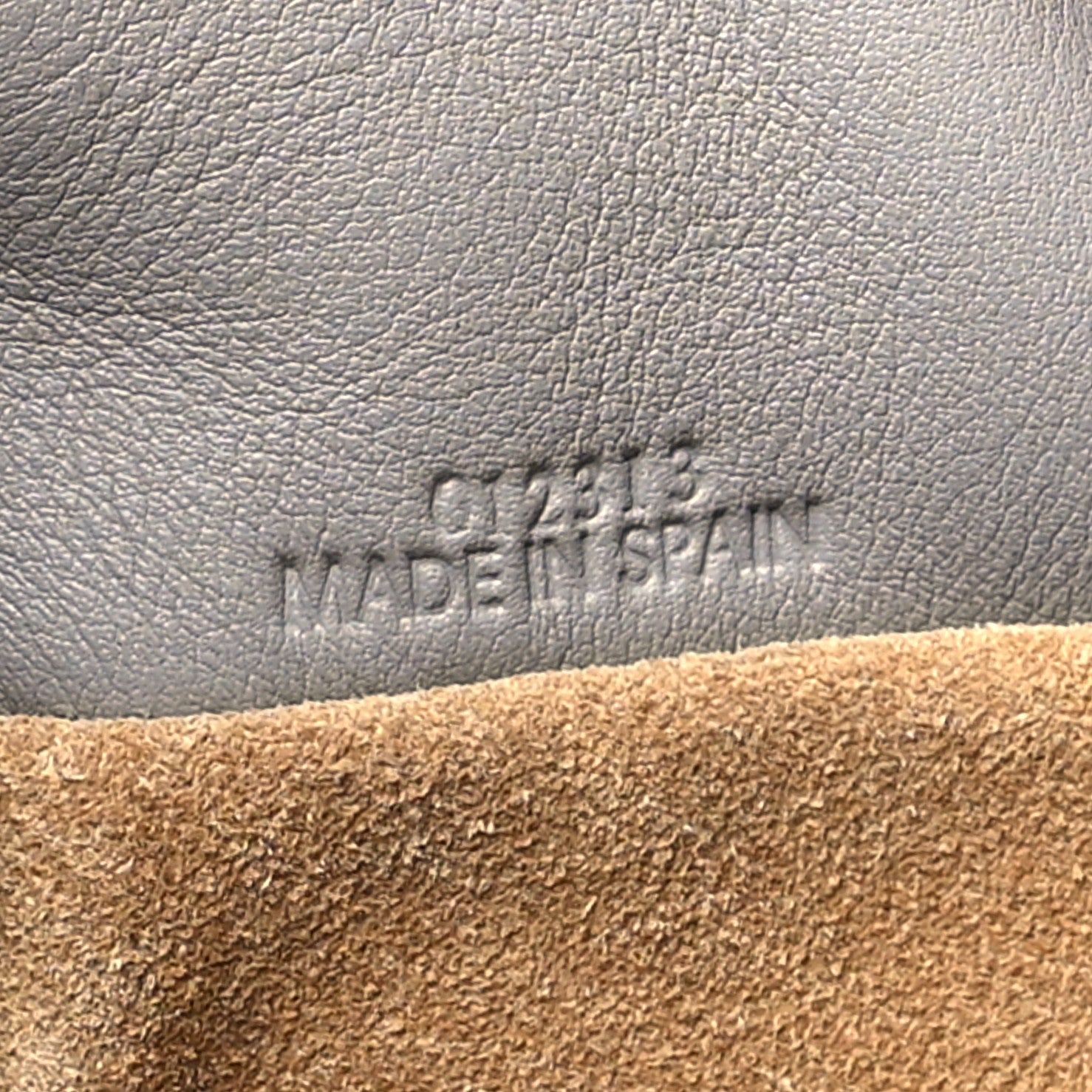 Loewe Calfskin Mini Flamenco Knot Clutch Clutch Pearl Grey 7 of 10