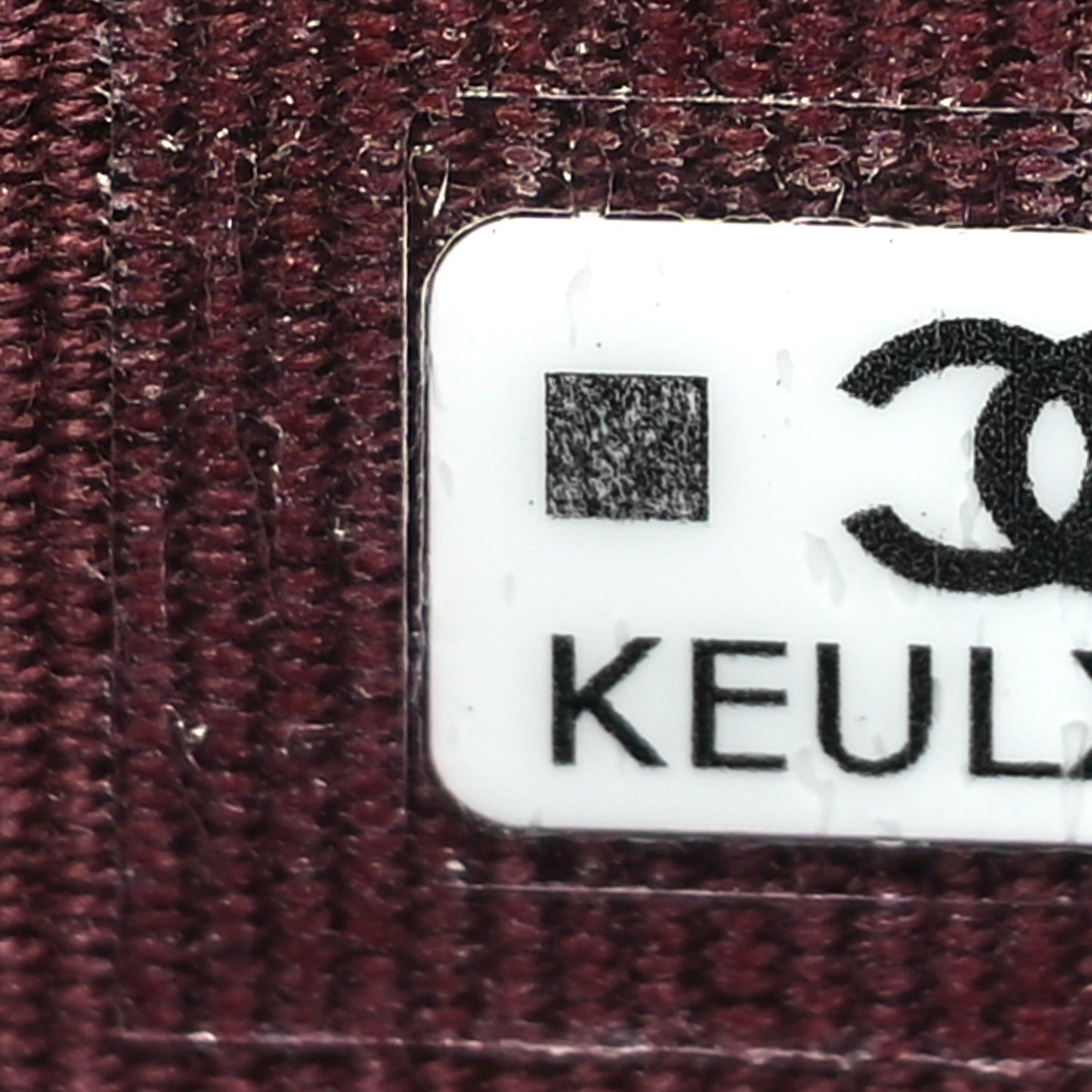 Caviar Quilted Compact Flap Wallet Black