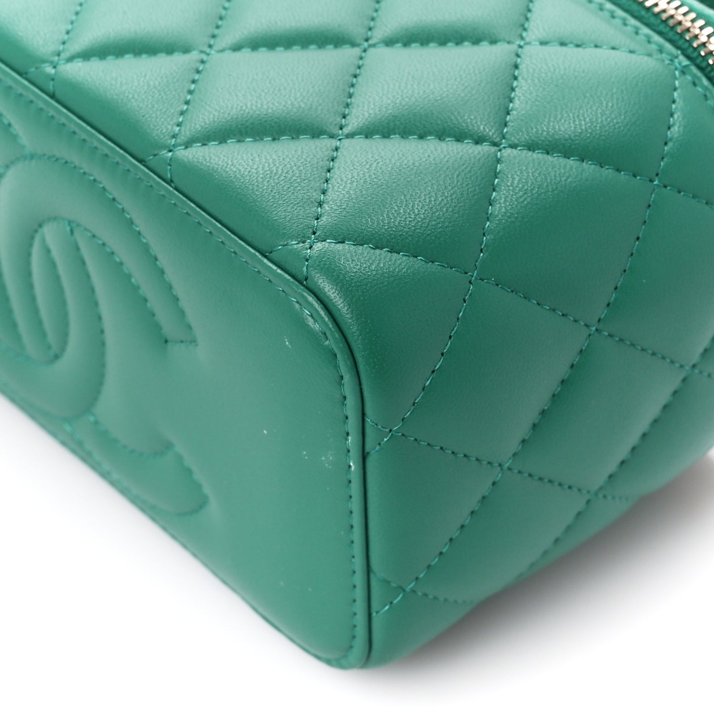 Lambskin Quilted Small Top Handle Vanity Case With Chain Green