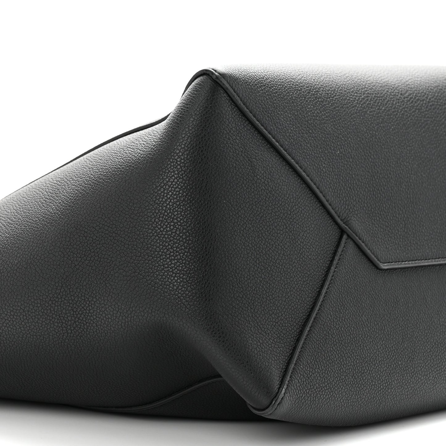 Soft Grained Calfskin Small Belt Cabas Phantom Black