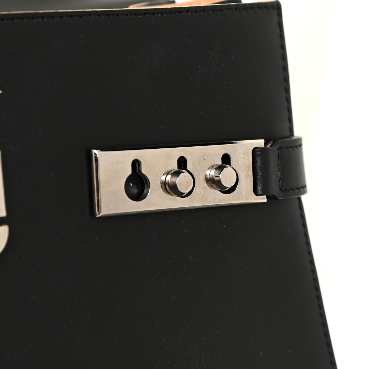Calfskin MM Tempete Satchel Black