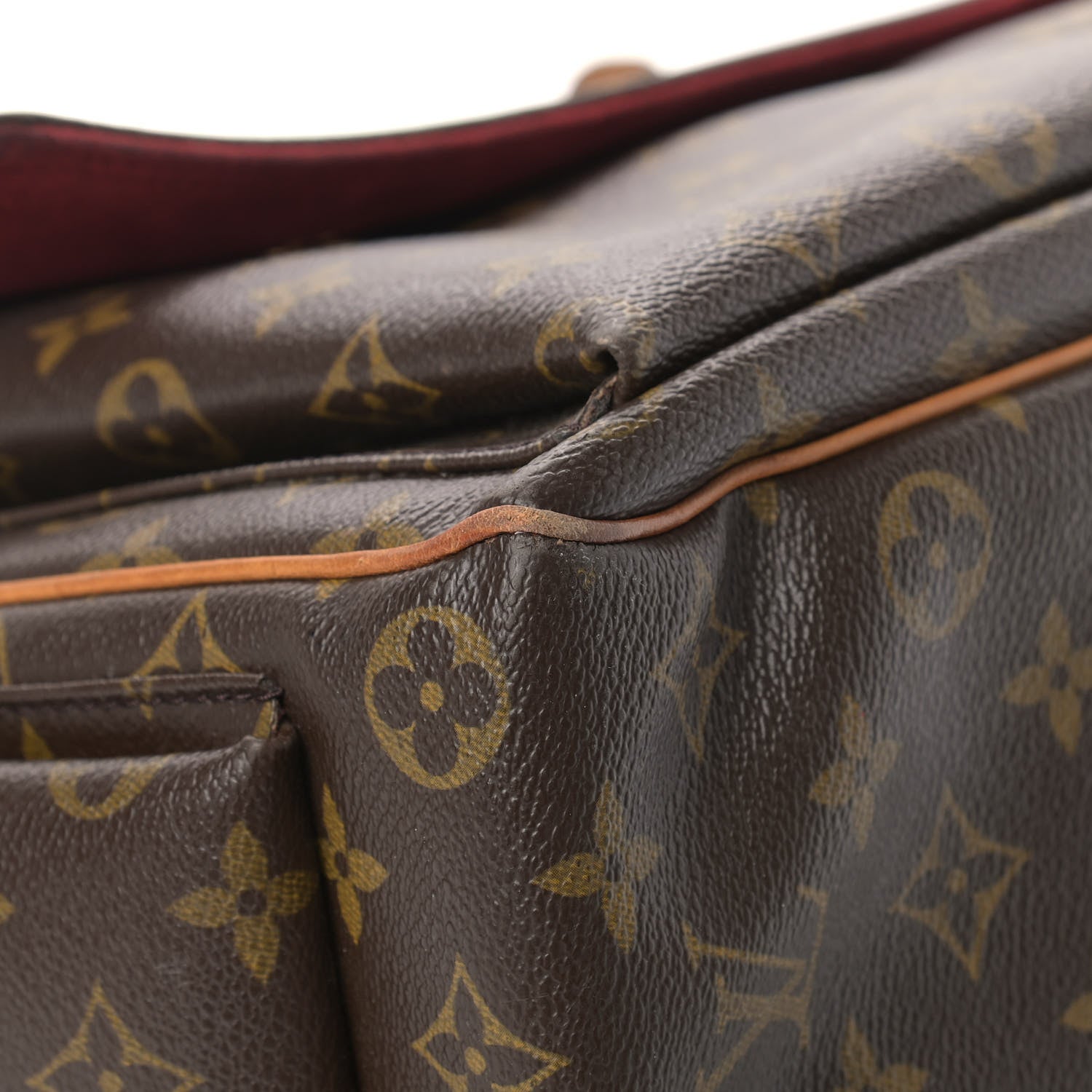 Louis Vuitton Monogram Multipli-Cite 7 of 25