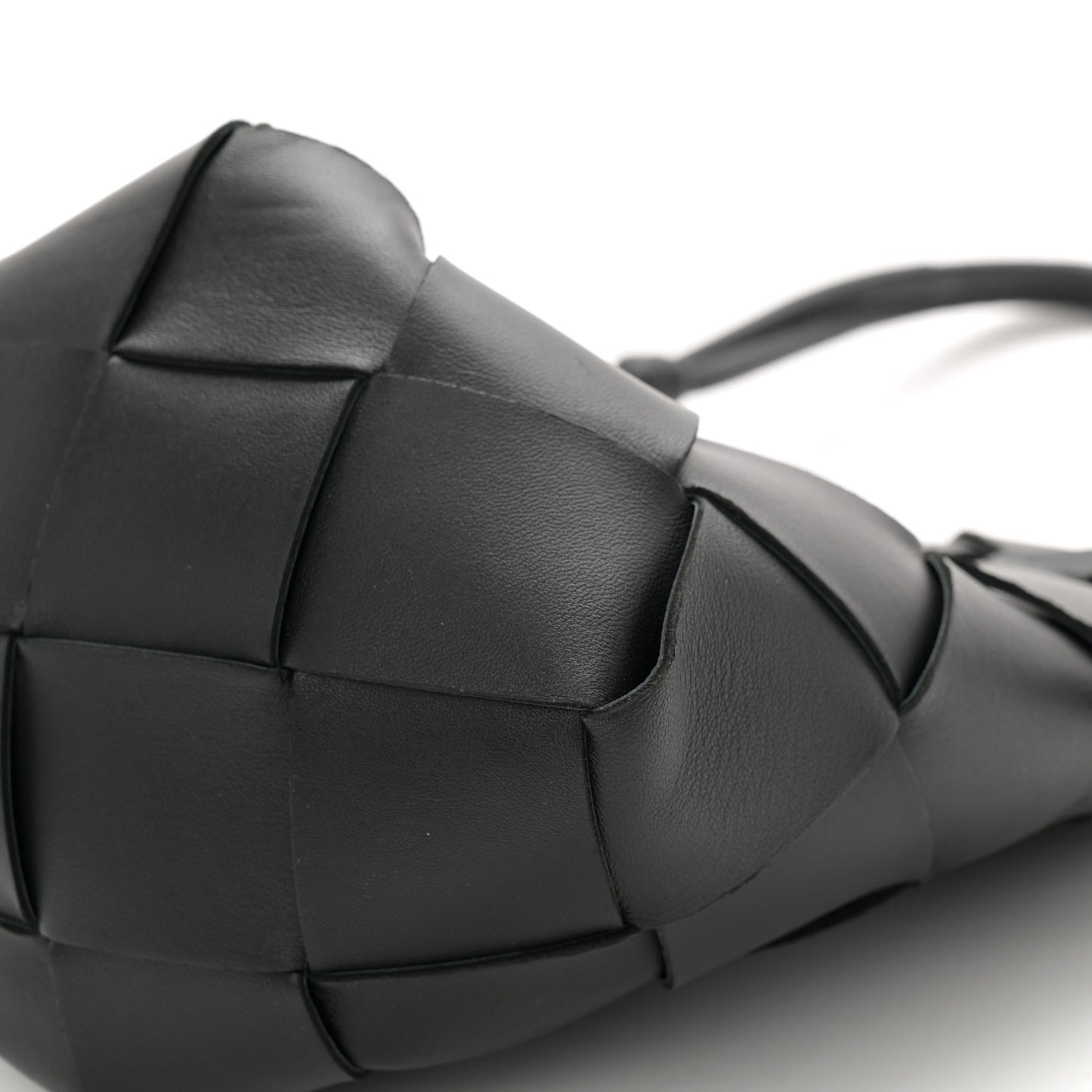 Nappa Maxi Intrecciato Clasp Bucket Bag Black