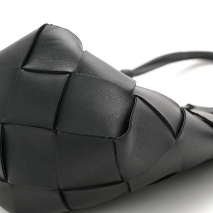 Bottega Veneta Nappa Maxi Intrecciato Clasp Bucket Bag Black 9 of 10