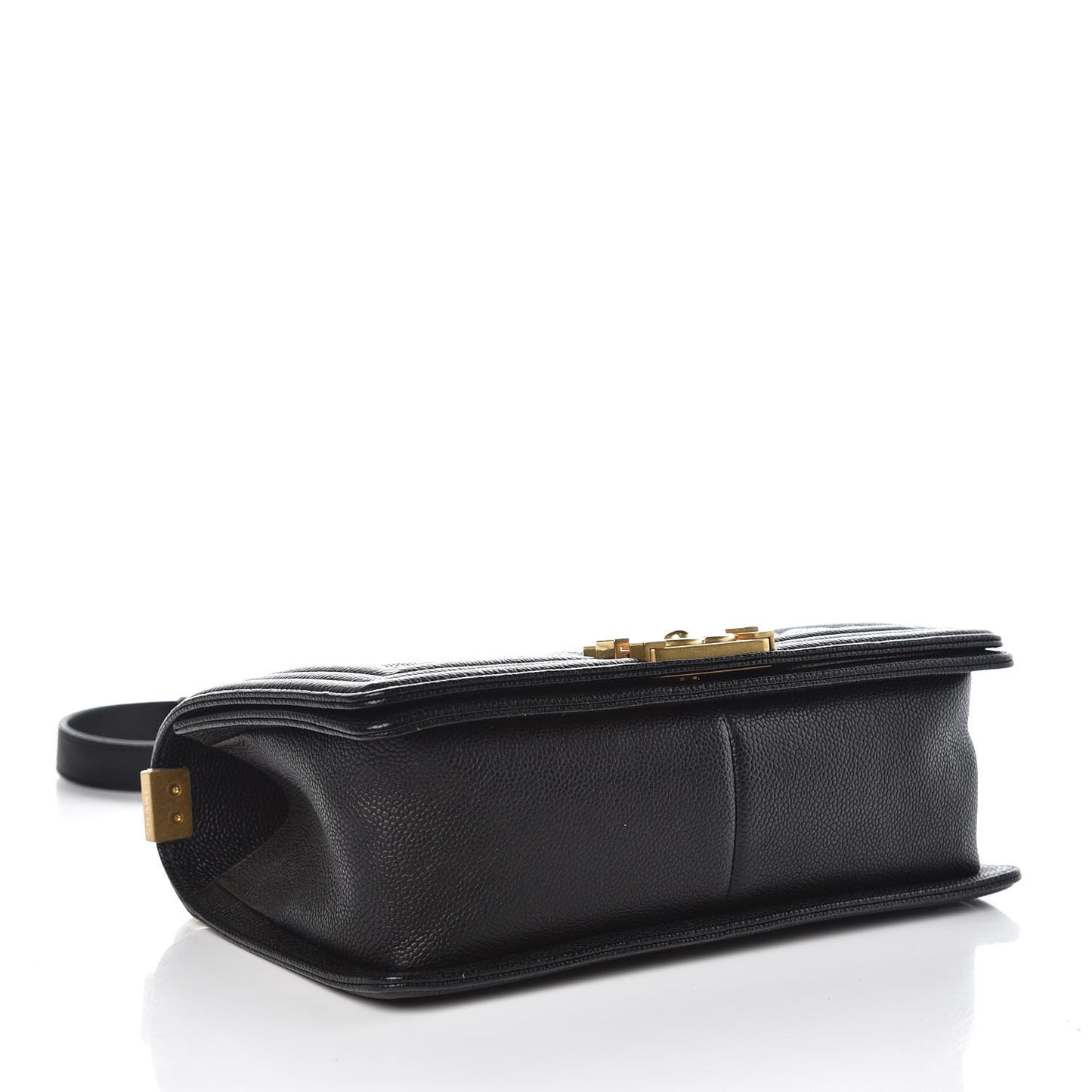 Caviar Quilted Medium Boy Flap Black