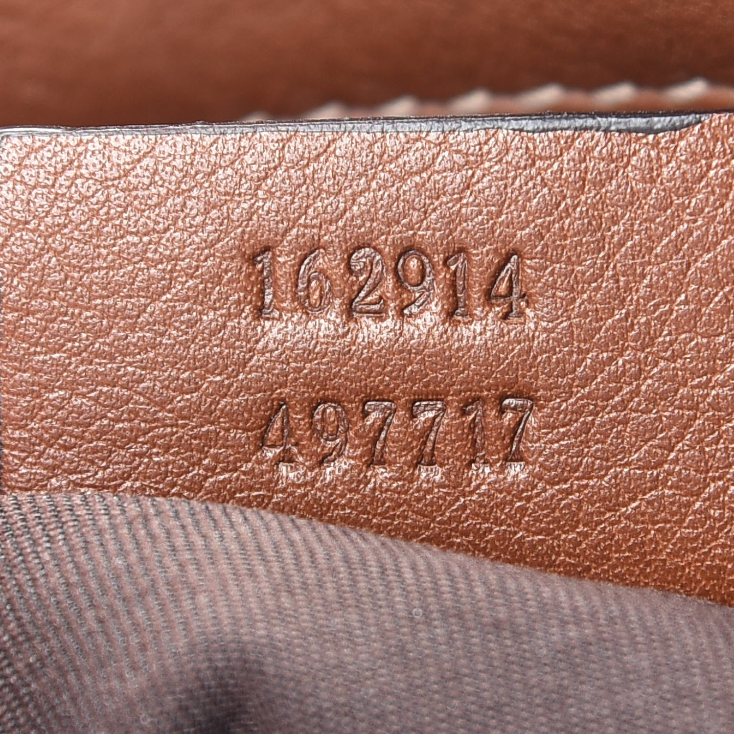 Gucci Guccissima Flat Messenger Bag Brown 7 of 9
