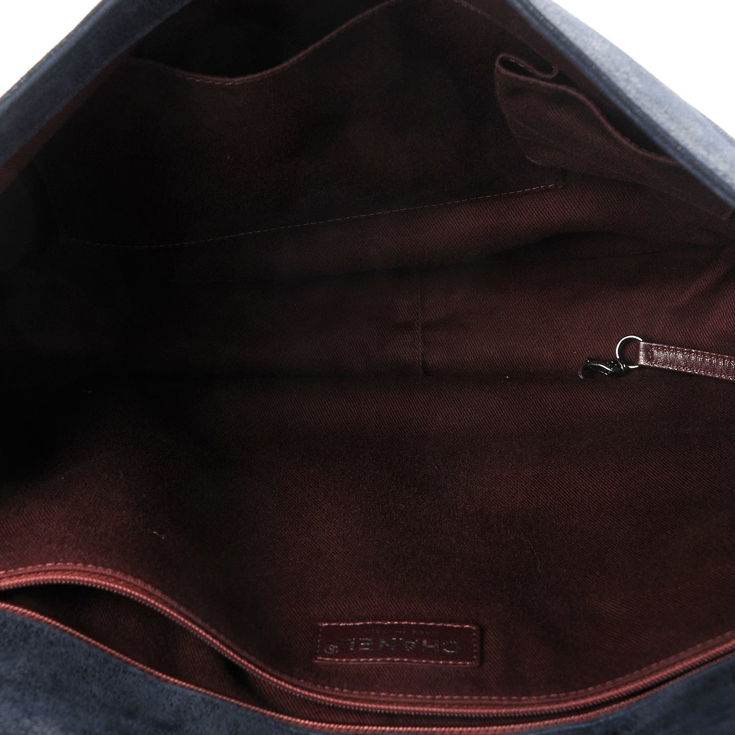 Iridescent Calfskin Quilted Large Gentle Boy Flap Navy
