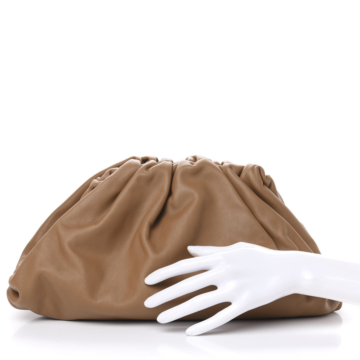 Bottega Veneta Smooth Butter Calf The Pouch Oversized Clutch Cammello 2 of 12