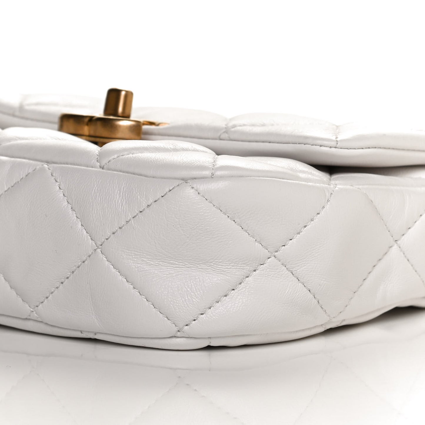 Lambskin Quilted Mini Lacquered Chain Flap White