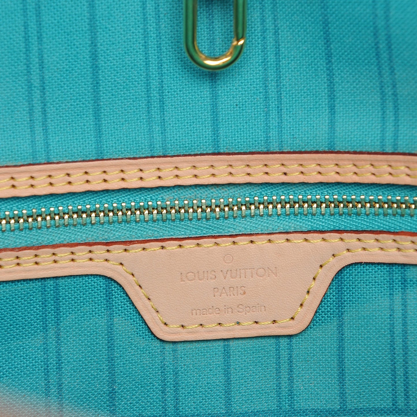 Monogram V Neverfull MM Turquoise