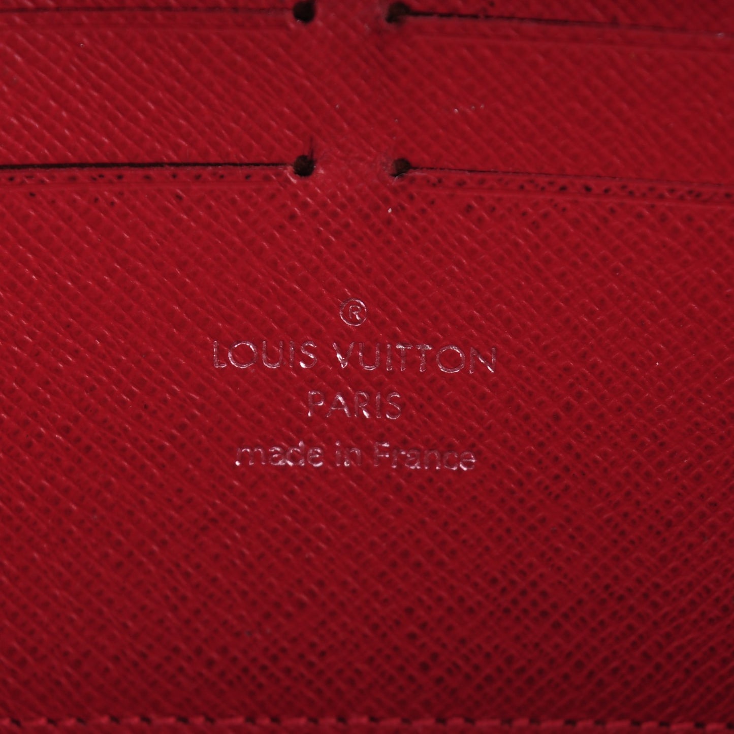 Epi Zippy Wallet Carmine