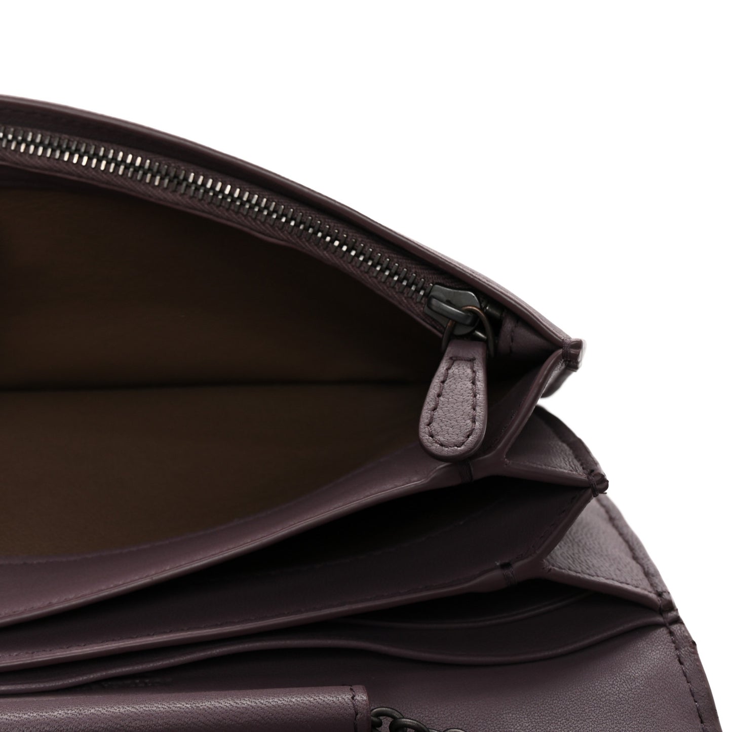 Nappa Intrecciato Graffiato Continental Wallet on Chain Glicine