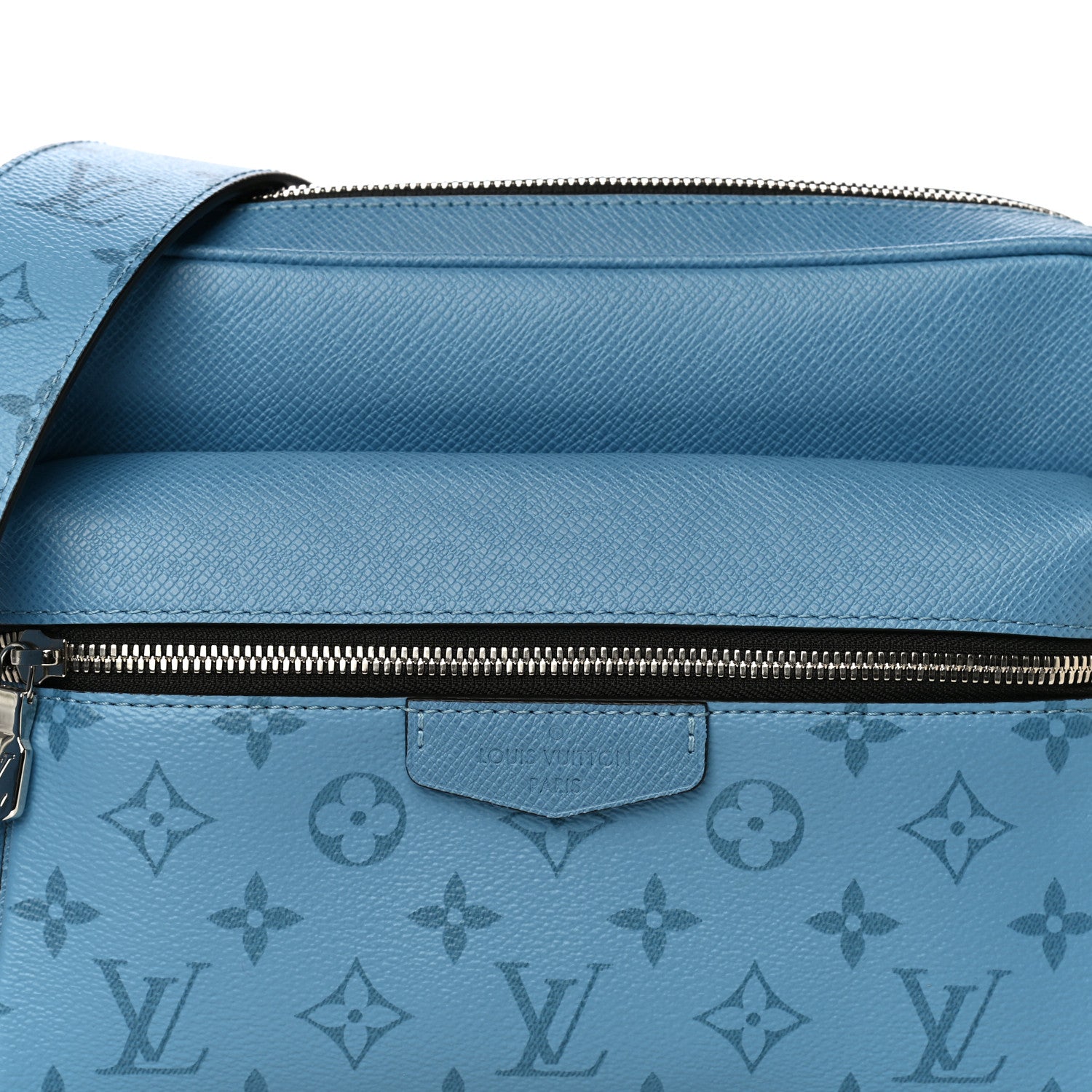 Louis Vuitton Taigarama Outdoor Messenger Denim 8 of 11