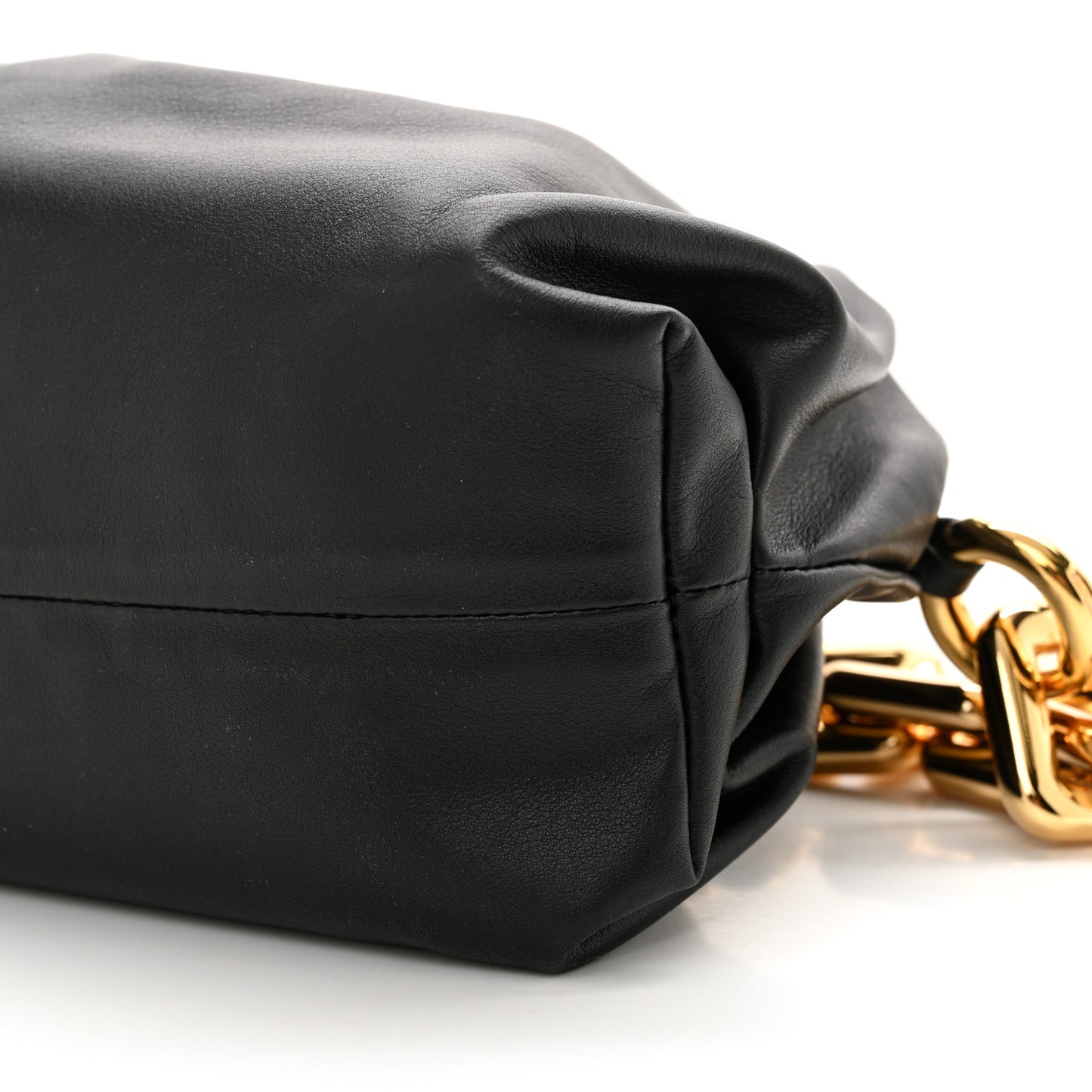 Calfskin The Pouch Chain Black
