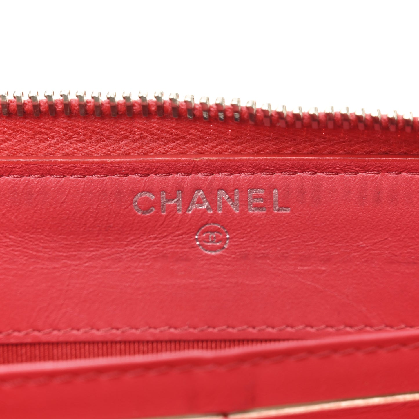 Caviar Quilted Large Gusset Zip Around Wallet Fuchsia