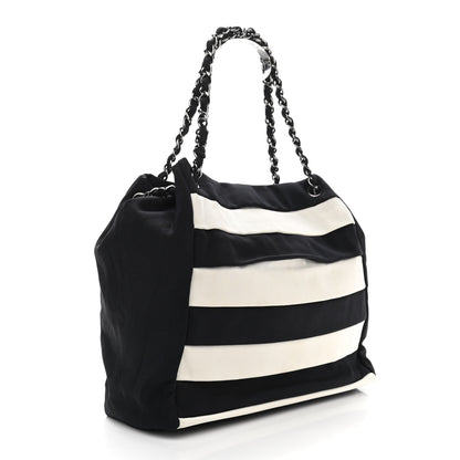 Chanel Nylon Quilted 2.55 Reissue Tote White Black 3 of 11