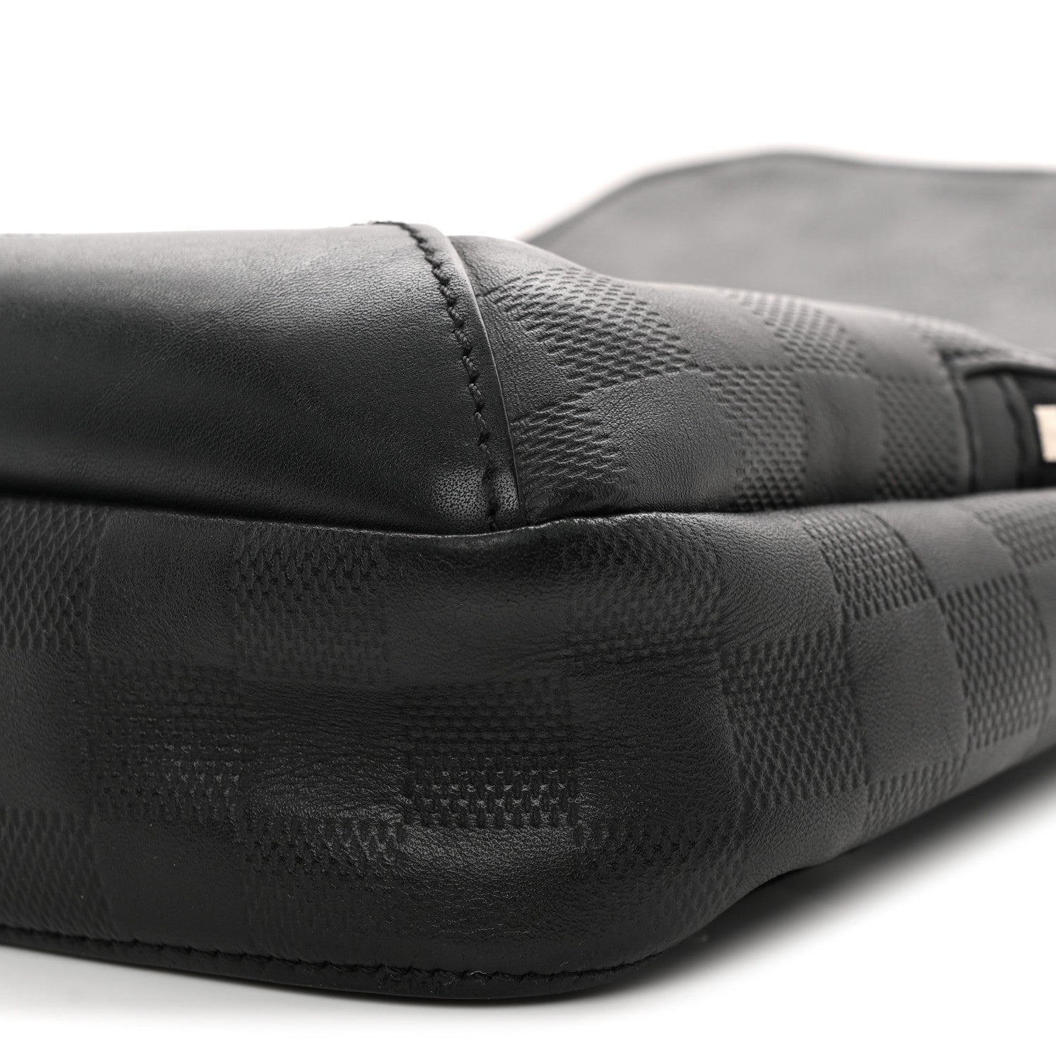 Louis Vuitton Damier Infini Avenue Sling Bag Onyx 9 of 9