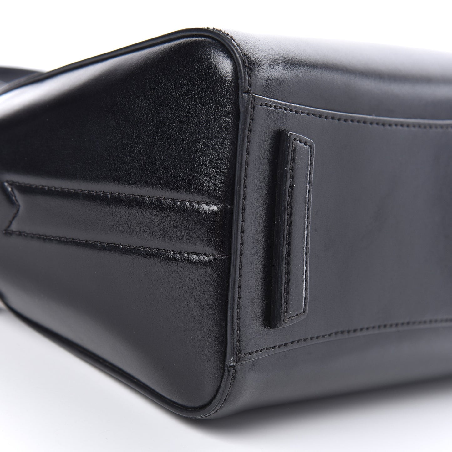 Shiny Lord Calfskin Mini Antigona Black
