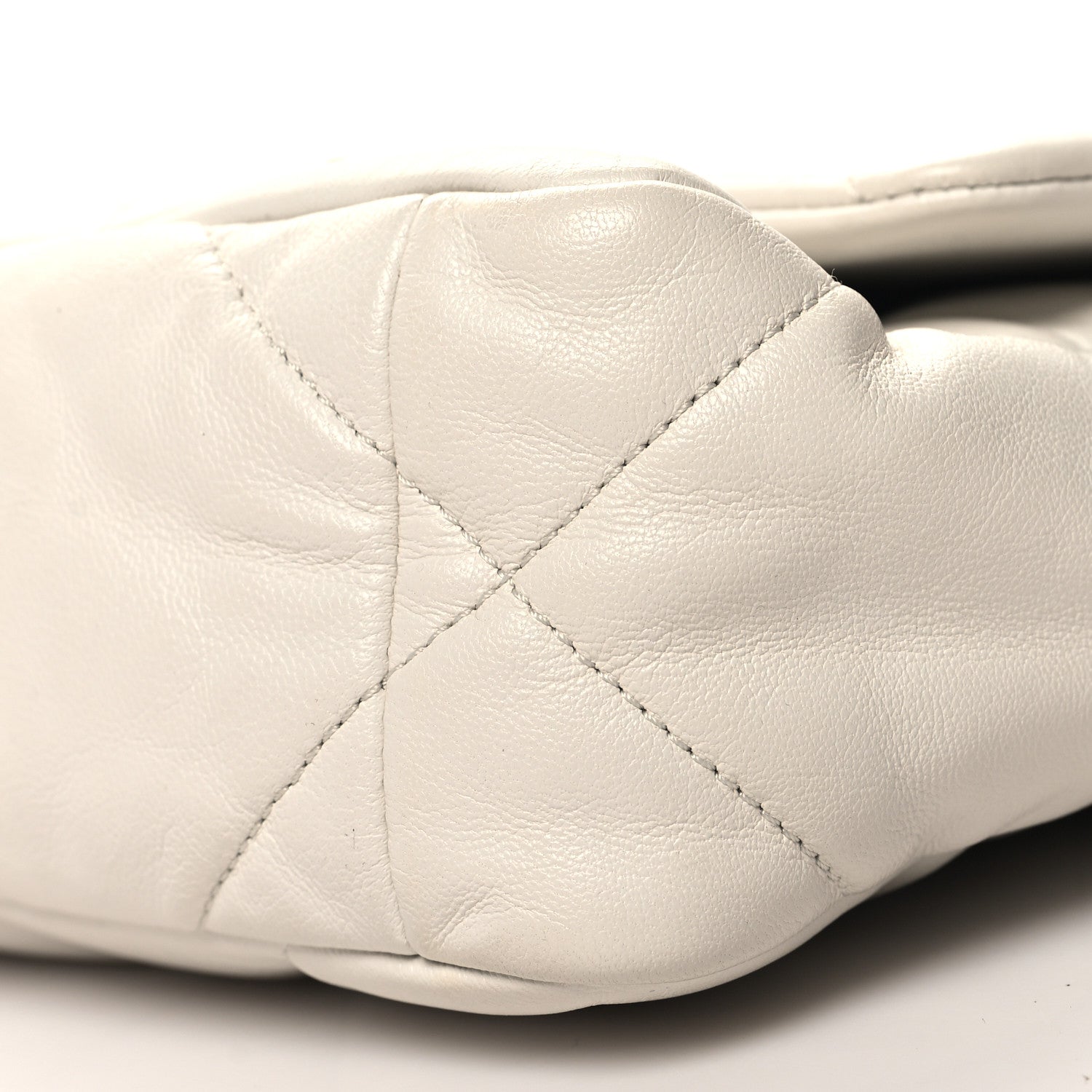 Chanel Lambskin Quilted Medium Chanel 19 Flap White 10 of 12