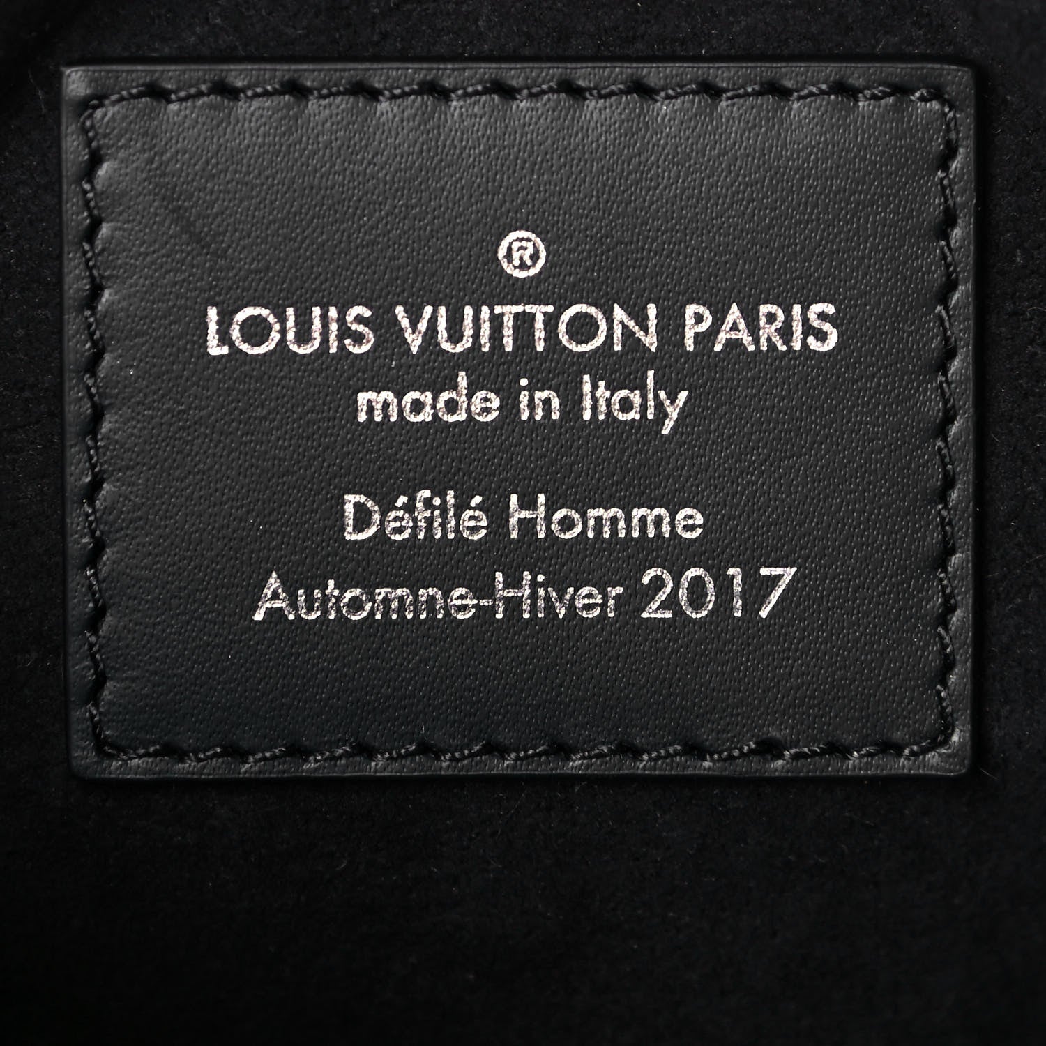 Louis Vuitton X SUPREME Epi Danube PM Black 6 of 13