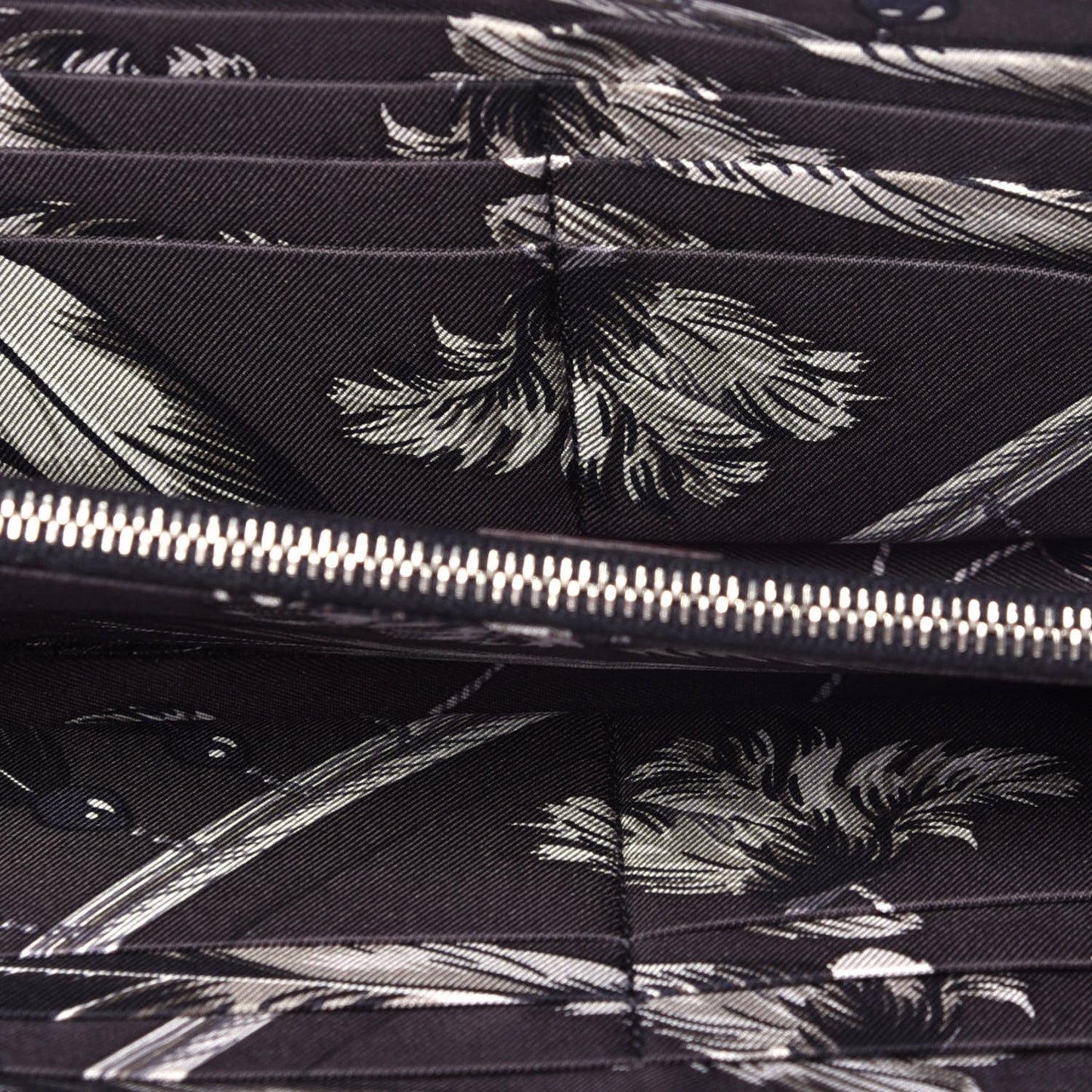 Epsom Silk'in Wallet Etain