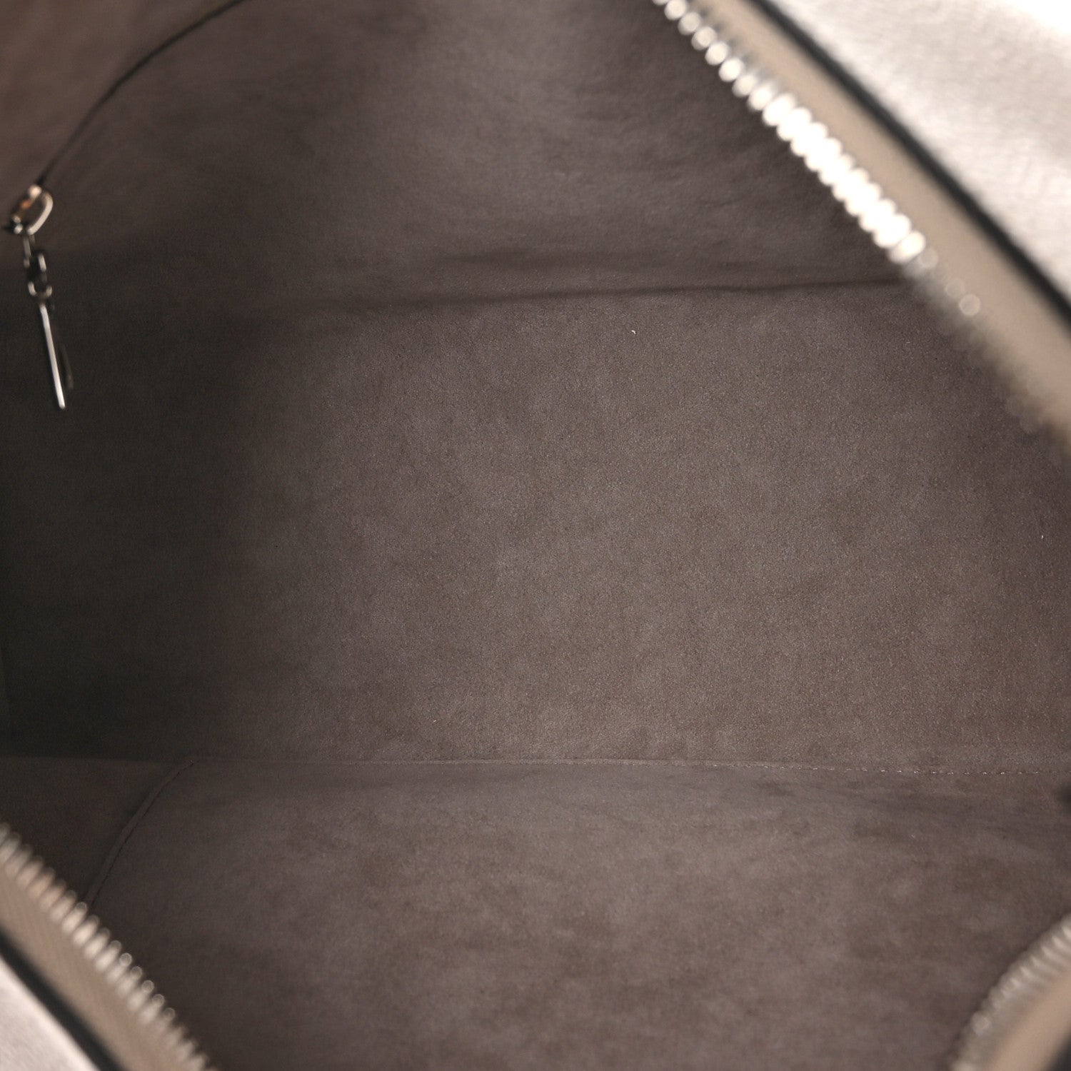 Louis Vuitton Mahina Why Knot MM Galet 5 of 9