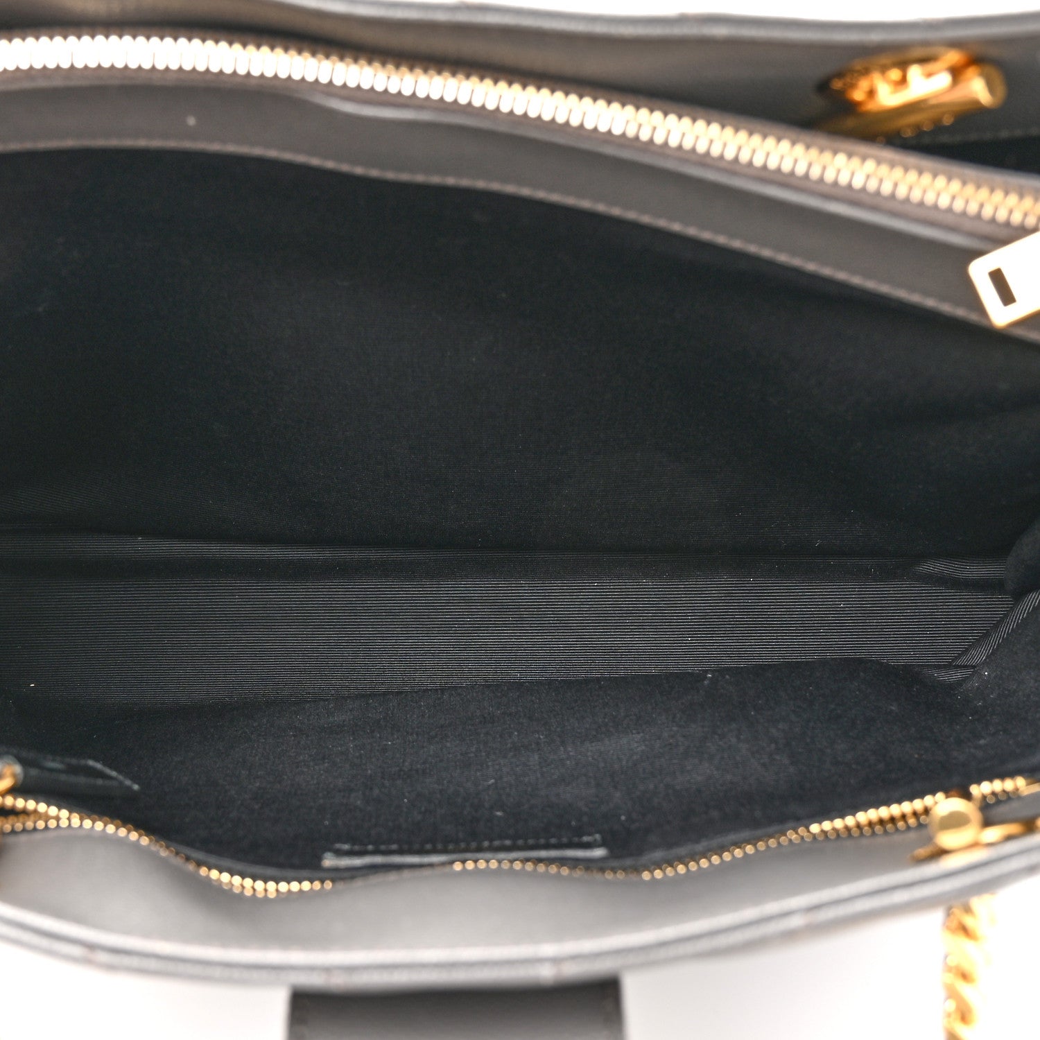 Saint Laurent Grain De Poudre Matelasse Chevron Monogram Shopping Bag Fog 6 of 18