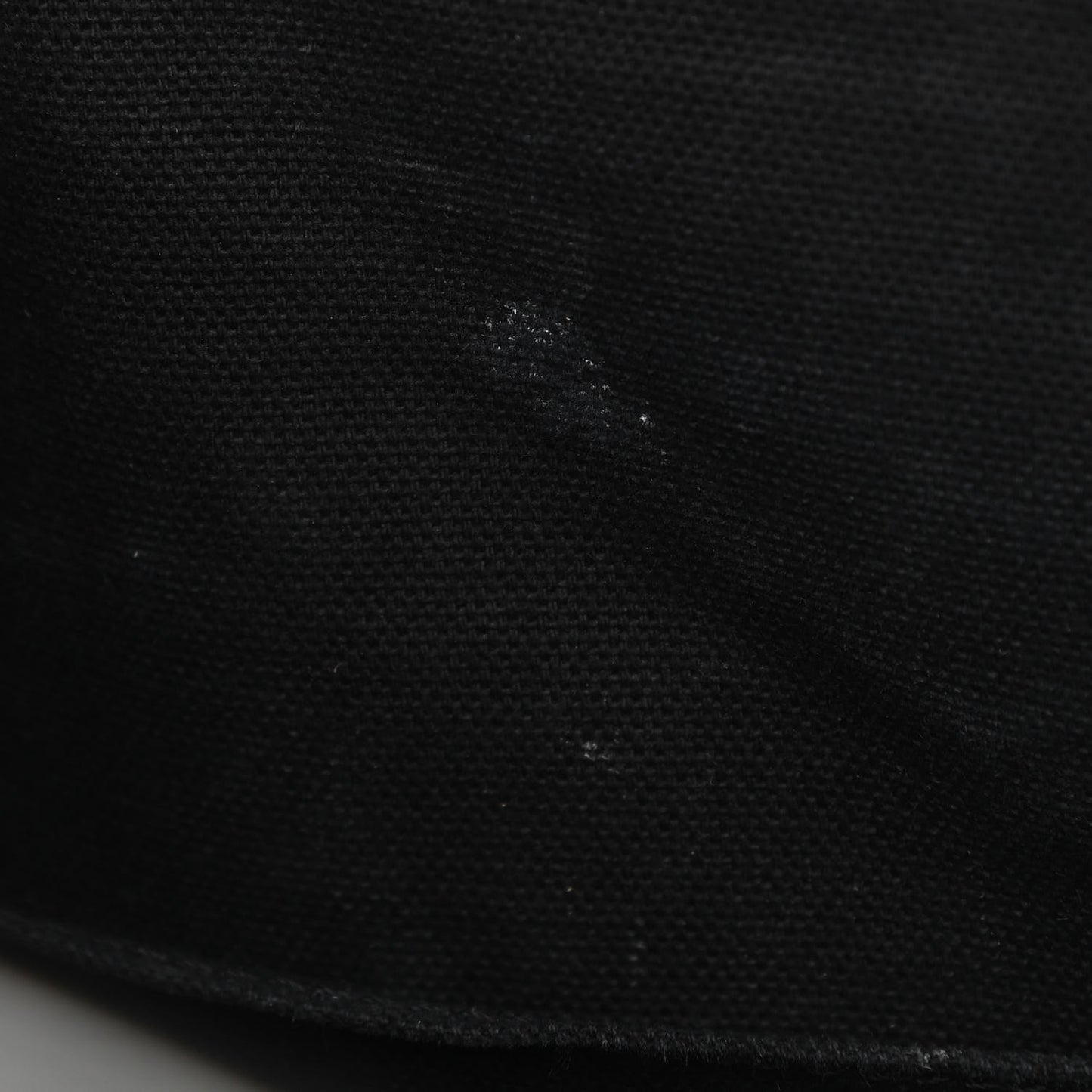 Shiny Lord Calfskin Medium Antigona Black