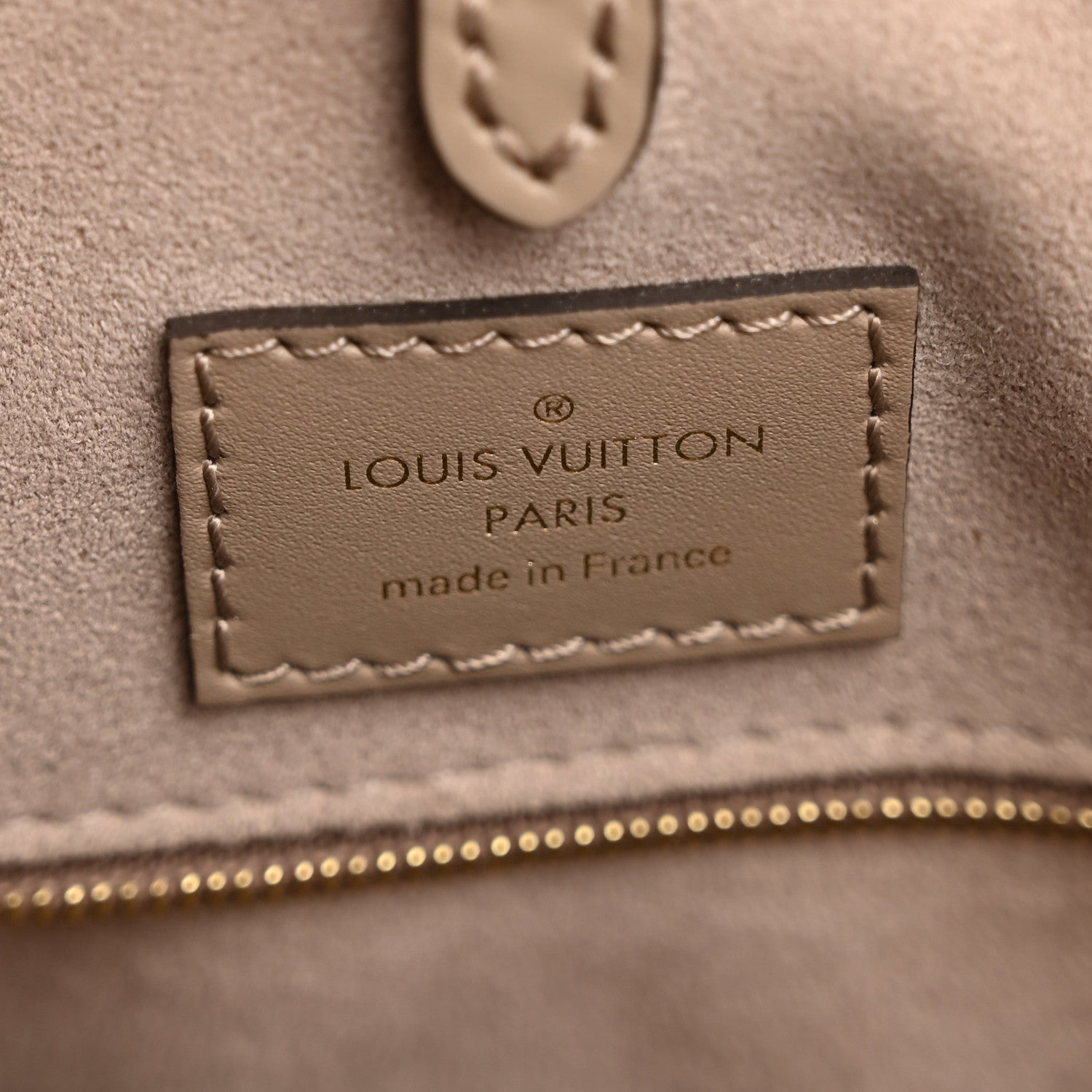 Louis Vuitton Empreinte Monogram Giant Onthego MM Tourterelle Creme 6 of 12