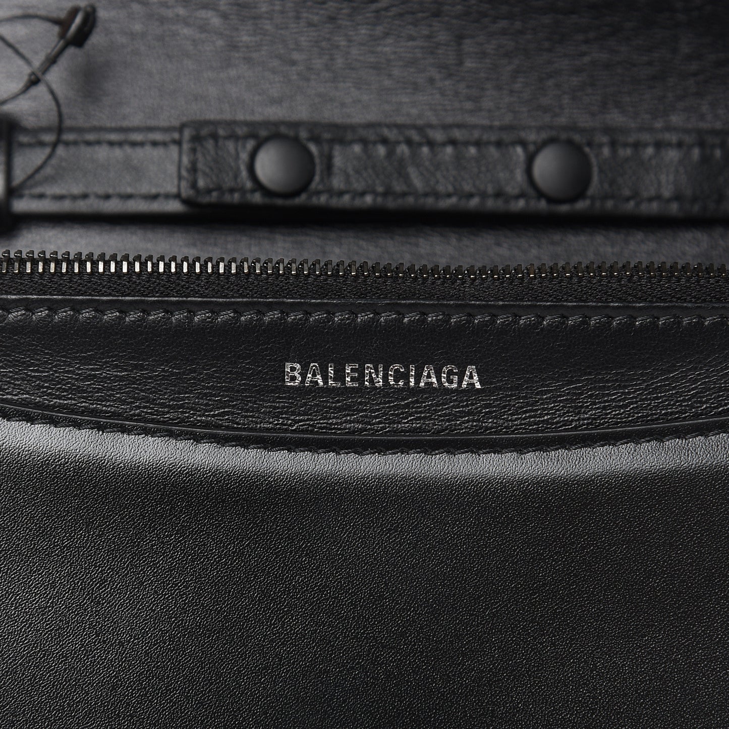 Smooth Calfskin B Wallet on Chain Black