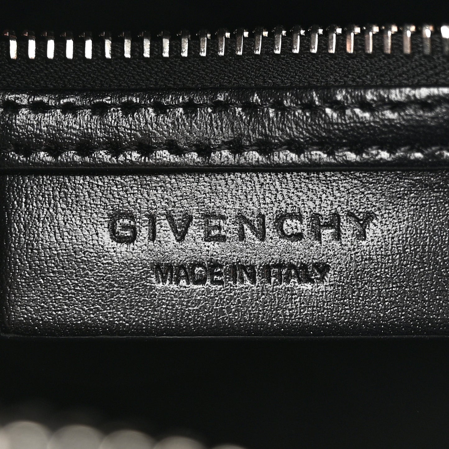 Shiny Lord Calfskin Mini Antigona Black