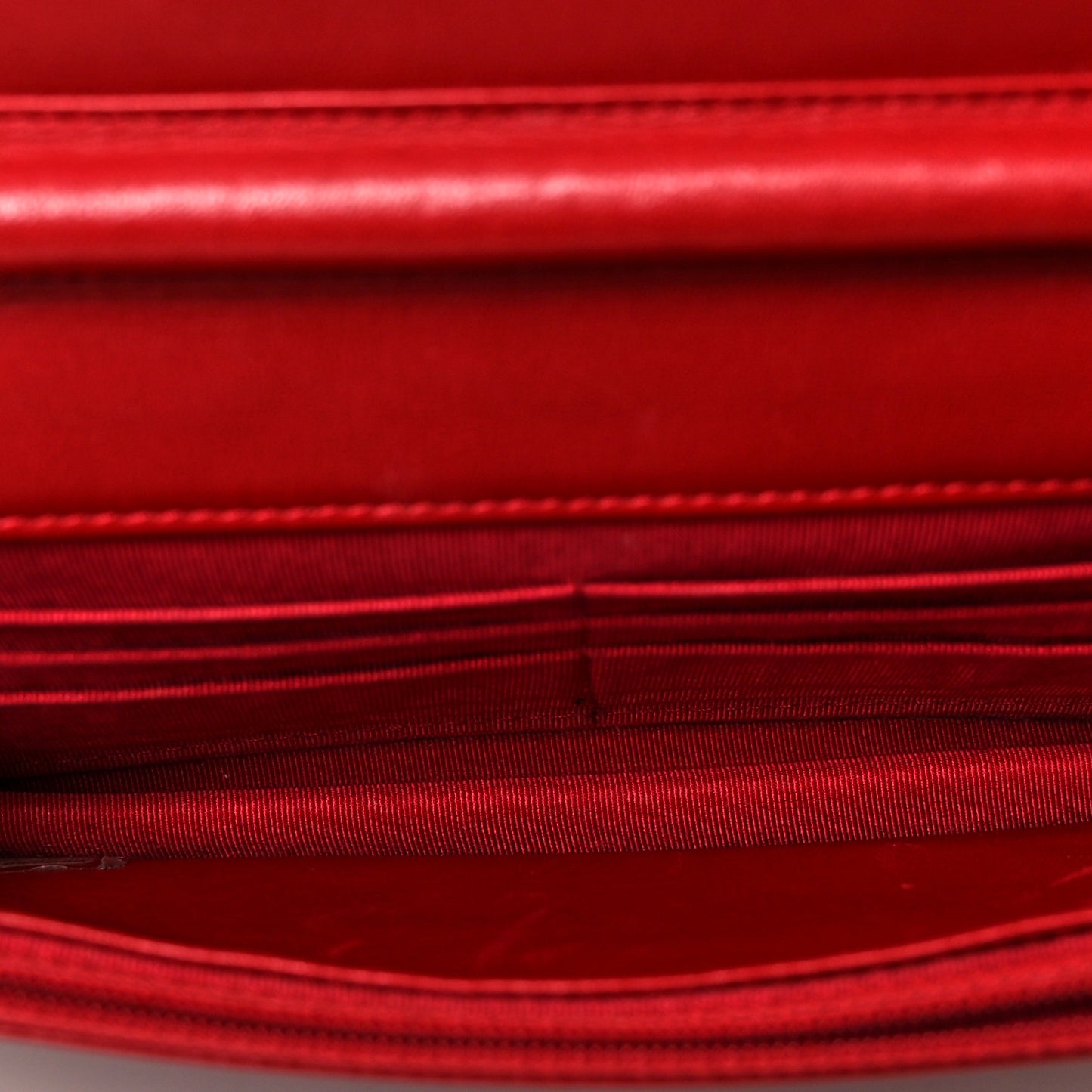 Patent Quilted Wallet On Chain WOC Red
