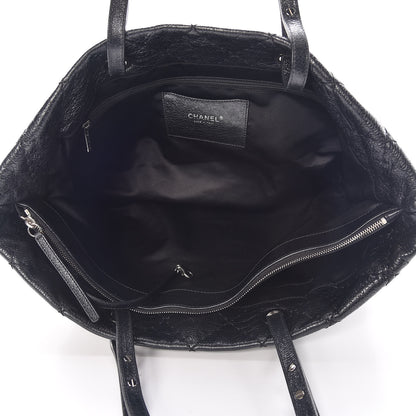 Chanel Glazed Calfskin Large On The Road Tote Black 5 of 10